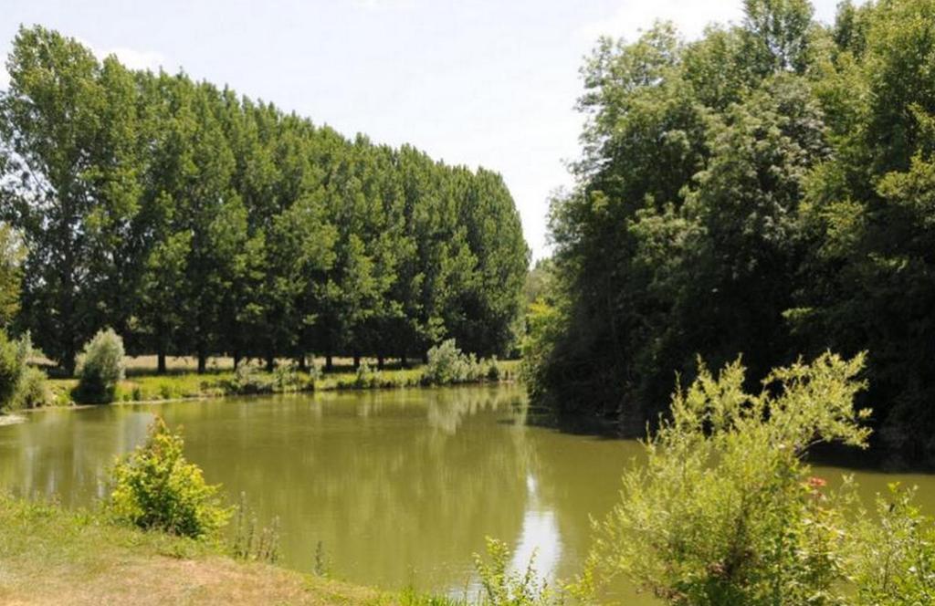 Camping Au Bord De L'Aisne Guignicourt المظهر الخارجي الصورة